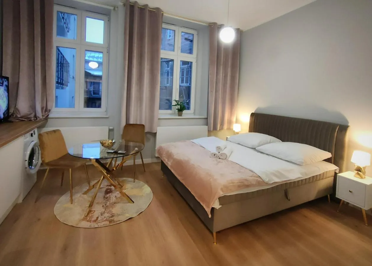 Hugo Star Apartments Cracovia
