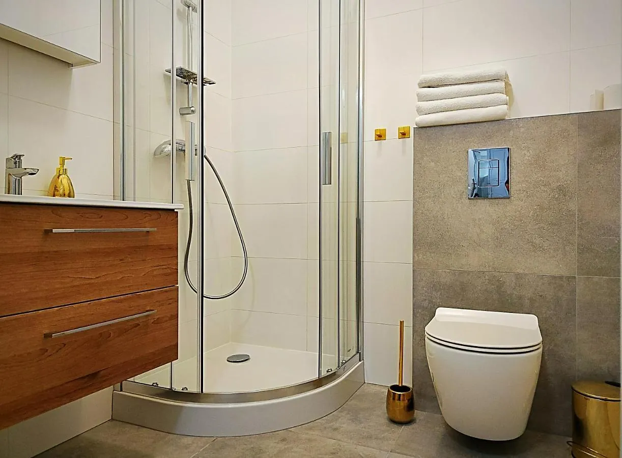 Hugo Star Apartments Cracovia Polonia